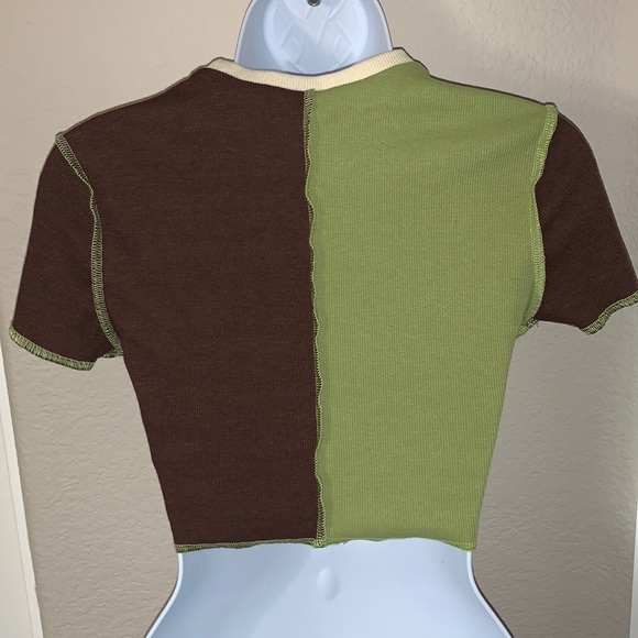 70s Style Cropped Tee - Picture 3 of 4